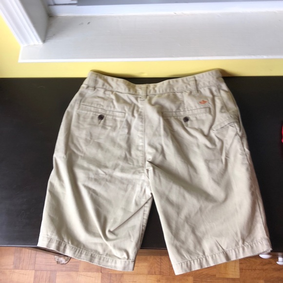 DOCKERS KHAKI SHORTS - Picture 2 of 2